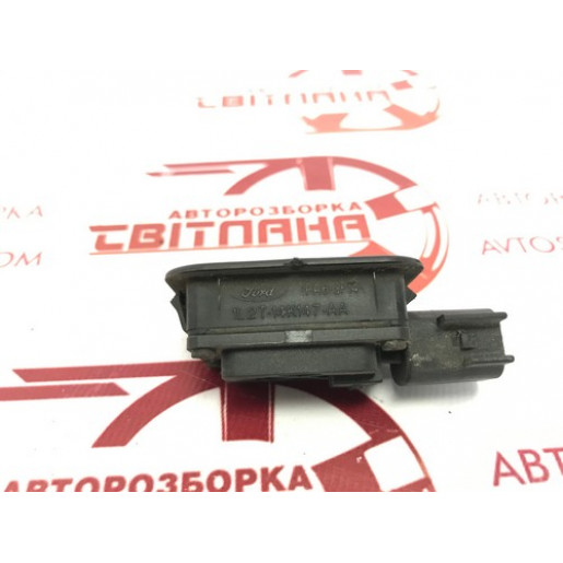 Ручка стекла крышки багажника Jaguar XF 2008-2015 1L2T14K147AA